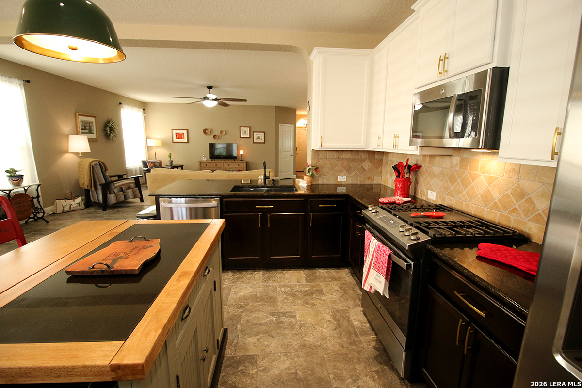 5947 Akin Place San Antonio TX 78261