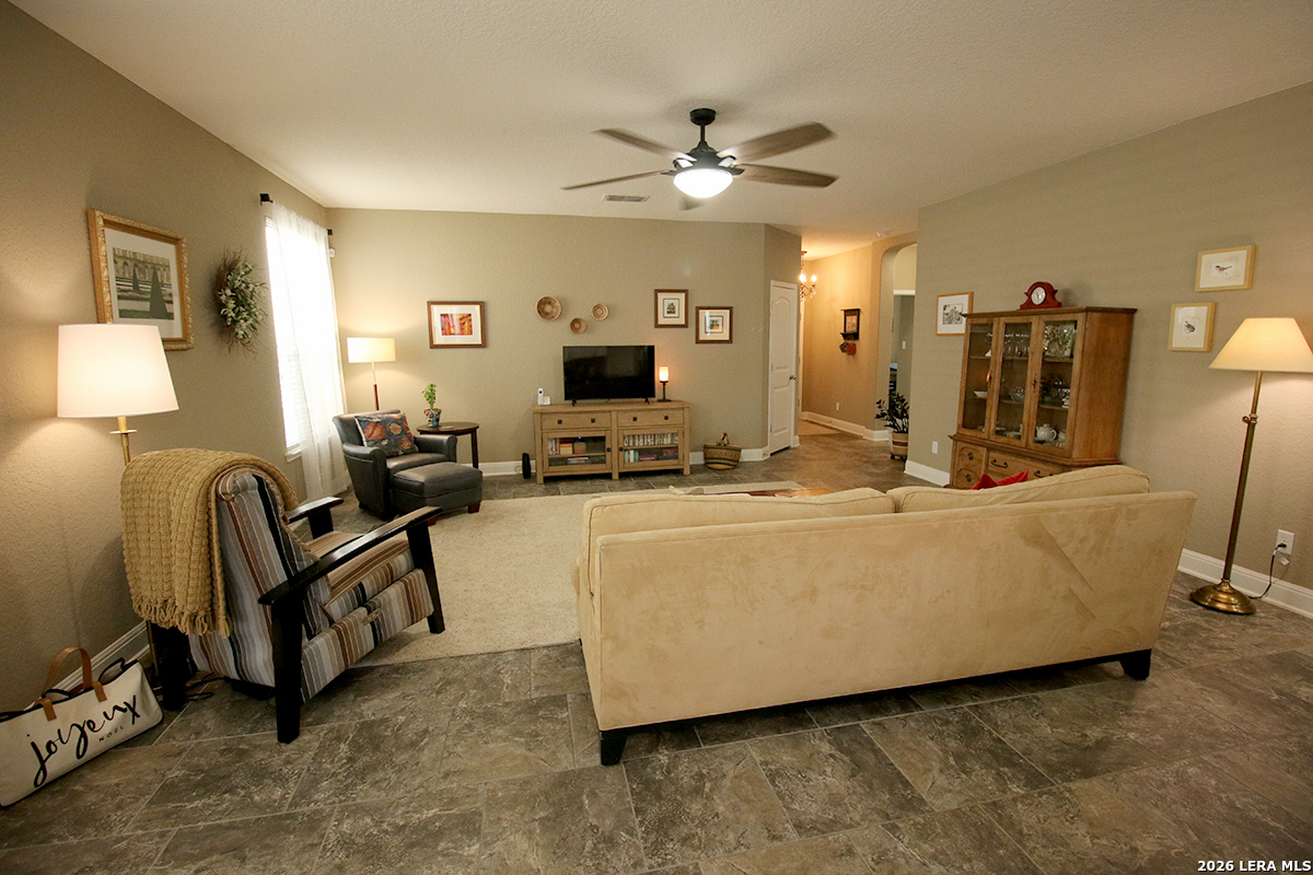 5947 Akin Place San Antonio TX 78261