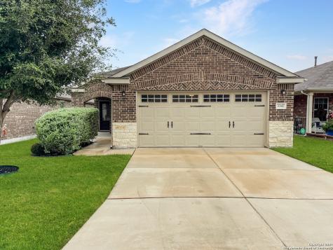 3347 Blossom Row San Antonio TX 78253