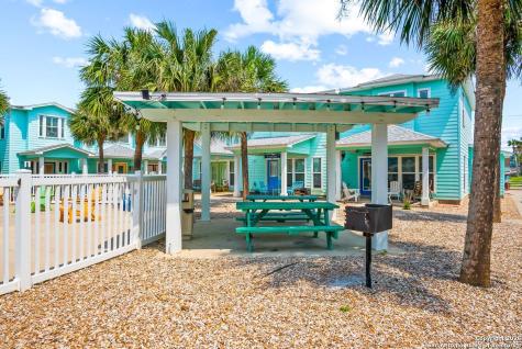 2120 S 11th Port Aransas TX 78373