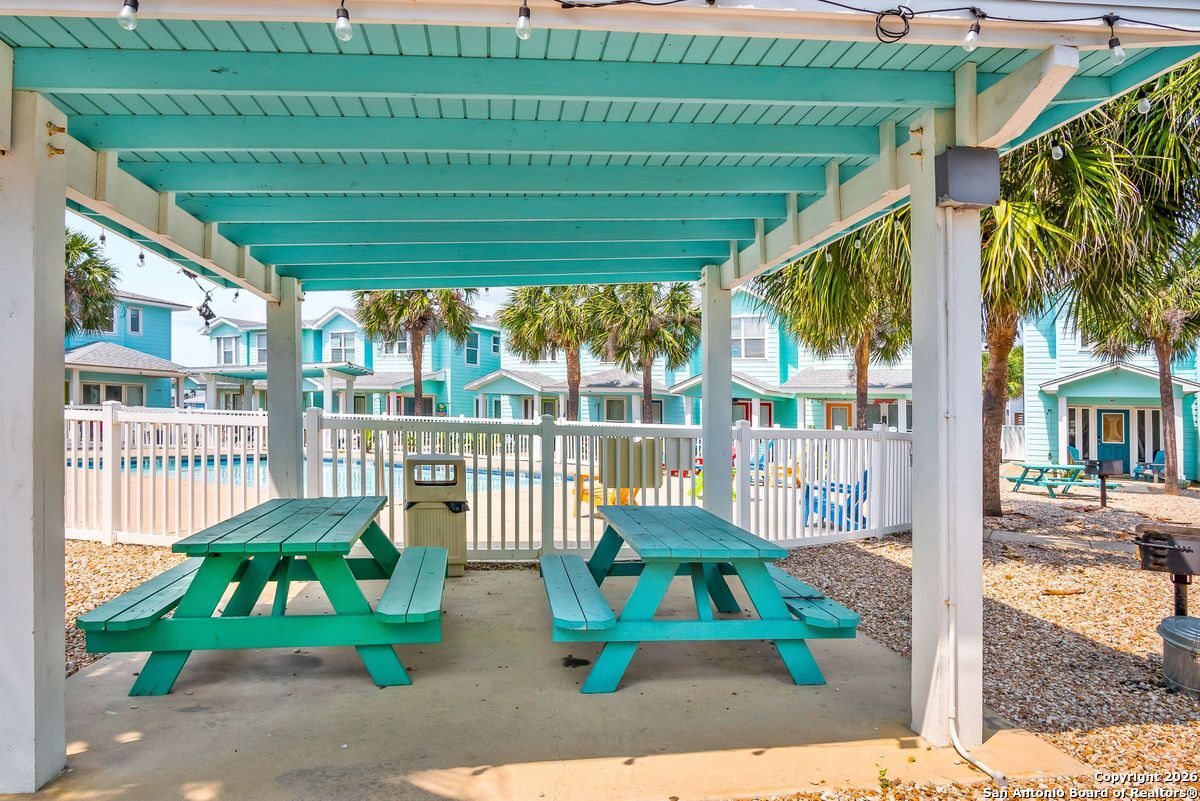 2120 S 11th Port Aransas TX 78373