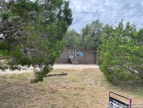 1045 Sequoia Canyon Lake TX 78133