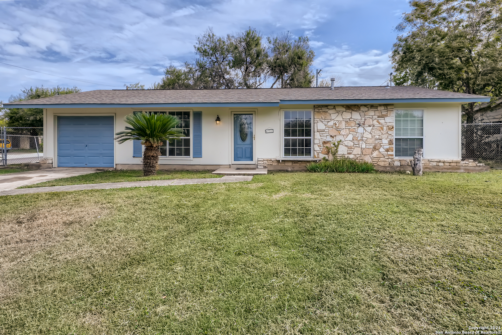 8902 Oxydol Street San Antonio TX 78211