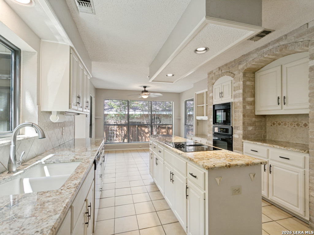 3451 Hunters Run Street San Antonio TX 78230