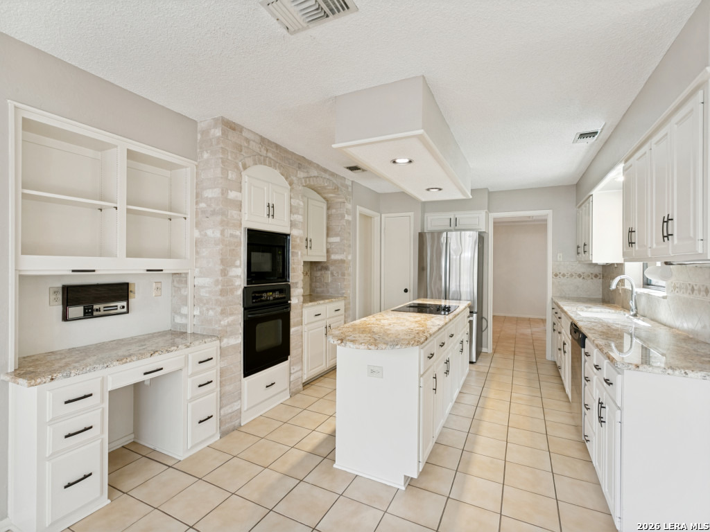 3451 Hunters Run Street San Antonio TX 78230