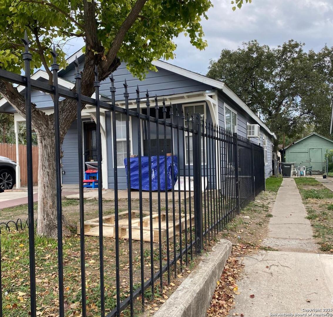 124 Mitchell Street San Antonio TX 78210