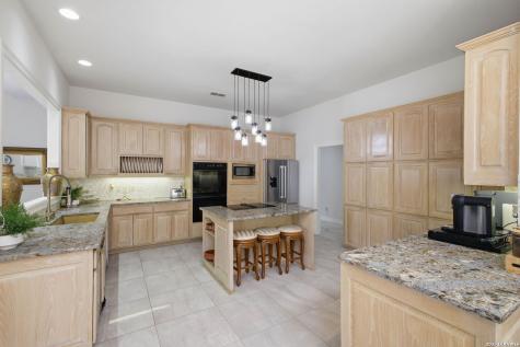 30 Devon Wood San Antonio TX 78257