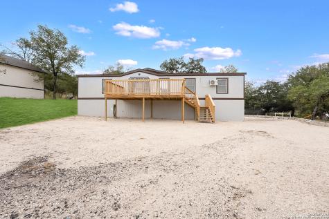 145 Sandy Ridge Poteet TX 78065