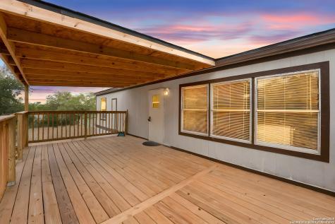 145 Sandy Ridge Poteet TX 78065