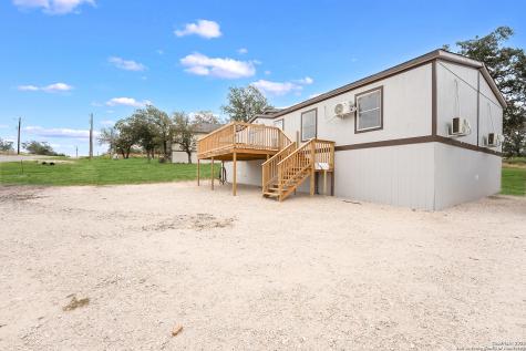 145 Sandy Ridge Poteet TX 78065