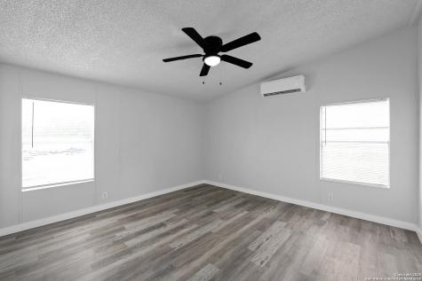 145 Sandy Ridge Poteet TX 78065
