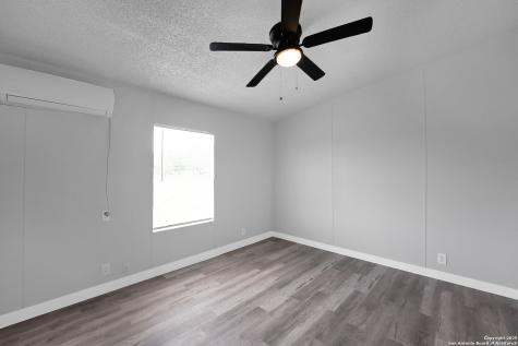 145 Sandy Ridge Poteet TX 78065
