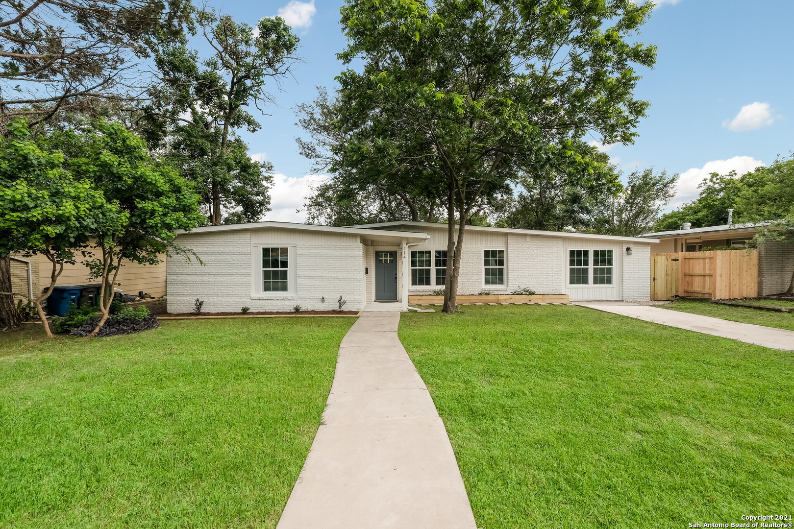 414 Springwood Lane San Antonio TX 78216
