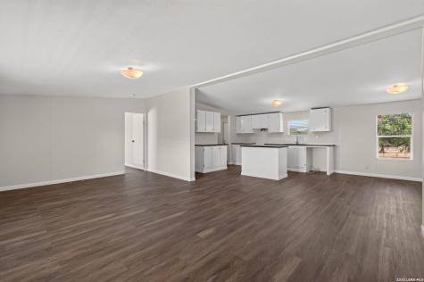 8960 W Fm 140 Charlotte TX 78011