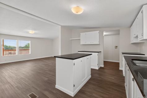 8960 W Fm 140 Charlotte TX 78011