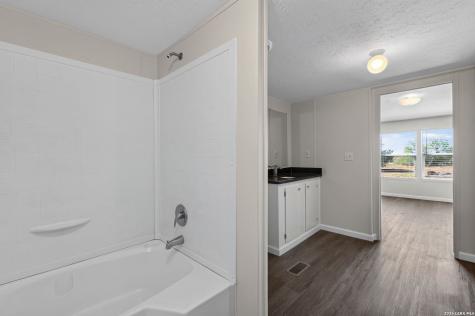 8960 W Fm 140 Charlotte TX 78011