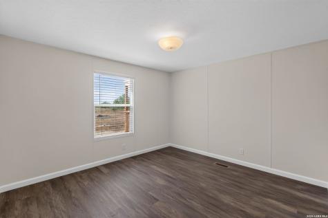 8960 W Fm 140 Charlotte TX 78011