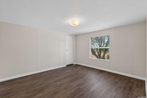 8960 W Fm 140 Charlotte TX 78011