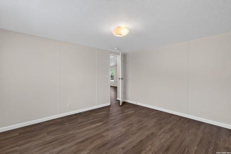 8960 W Fm 140 Charlotte TX 78011