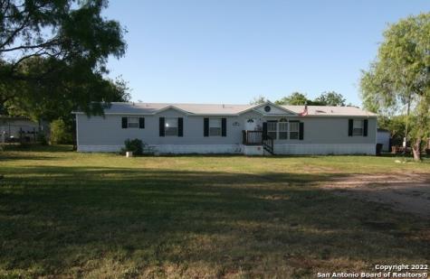 133 County Road 4636 Hondo TX 78861