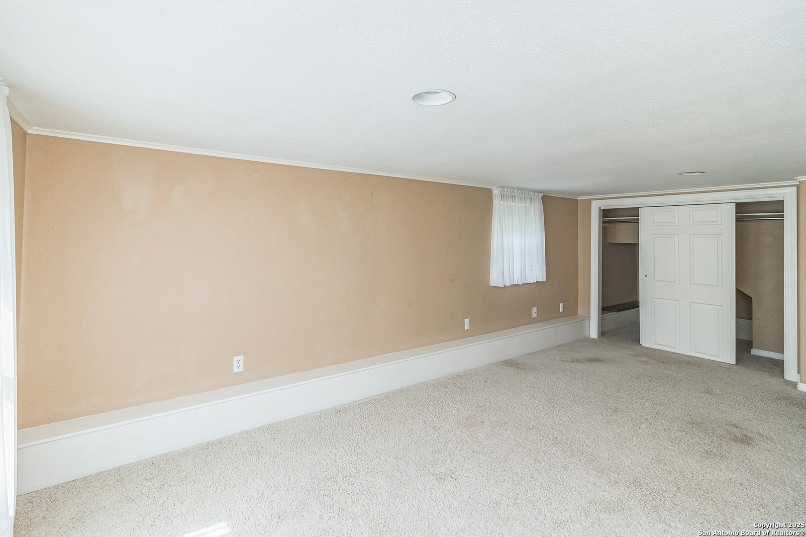 505 Main Ingram TX 78025