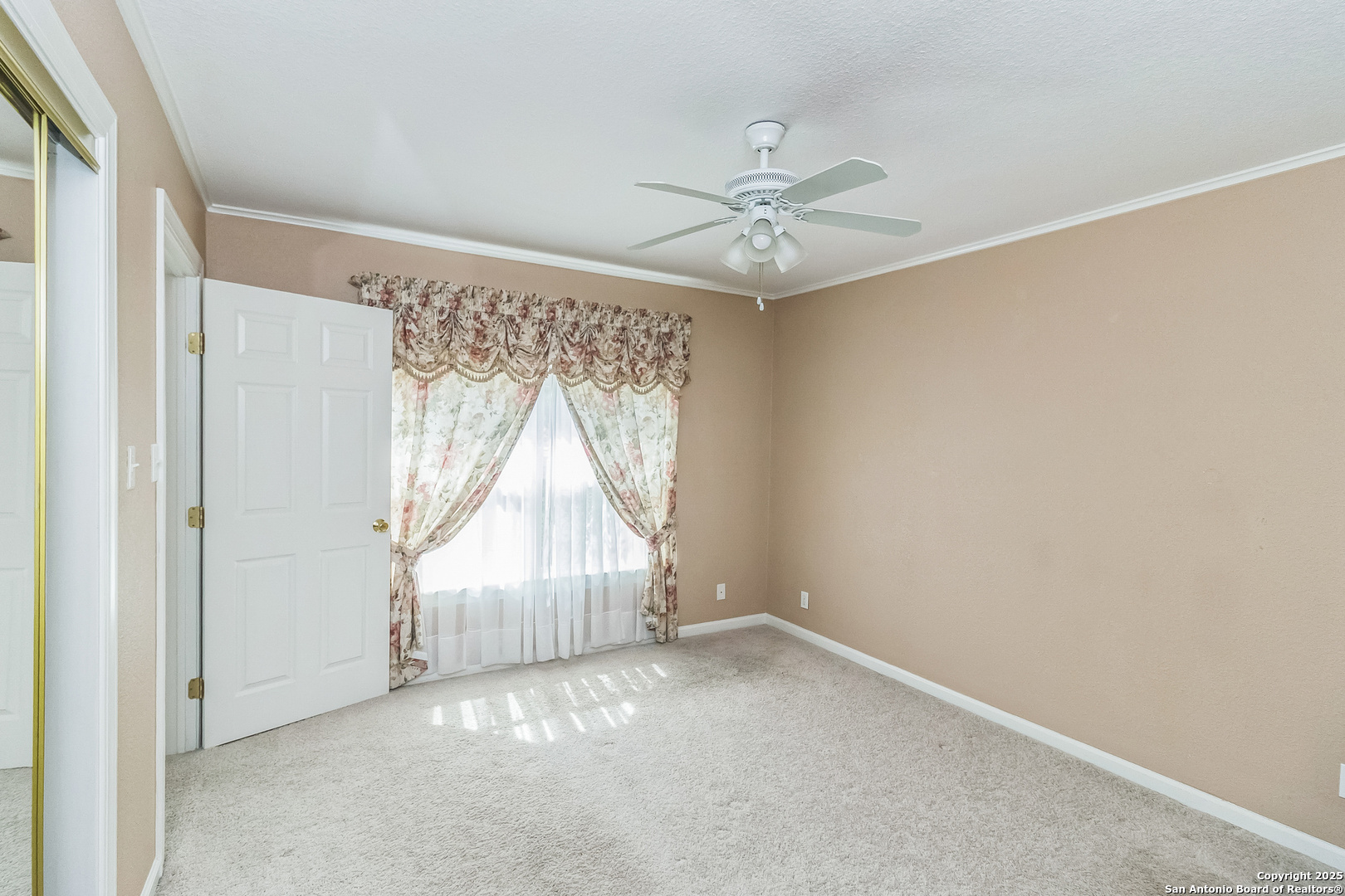505 Main Ingram TX 78025