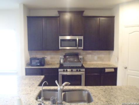 5009 Arrow Ridge Marion TX 78124