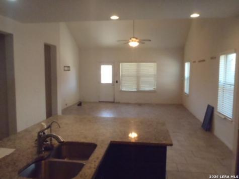 5009 Arrow Ridge Marion TX 78124