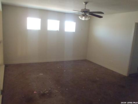 5009 Arrow Ridge Marion TX 78124