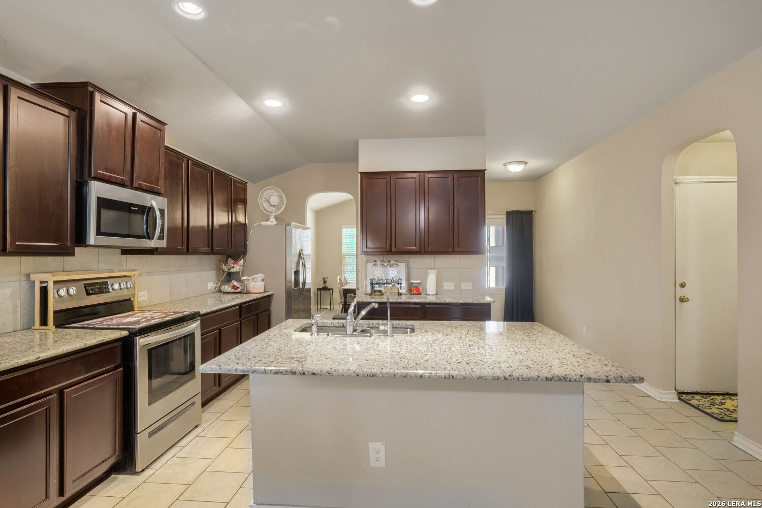 12018 Sapphire River San Antonio TX 78245