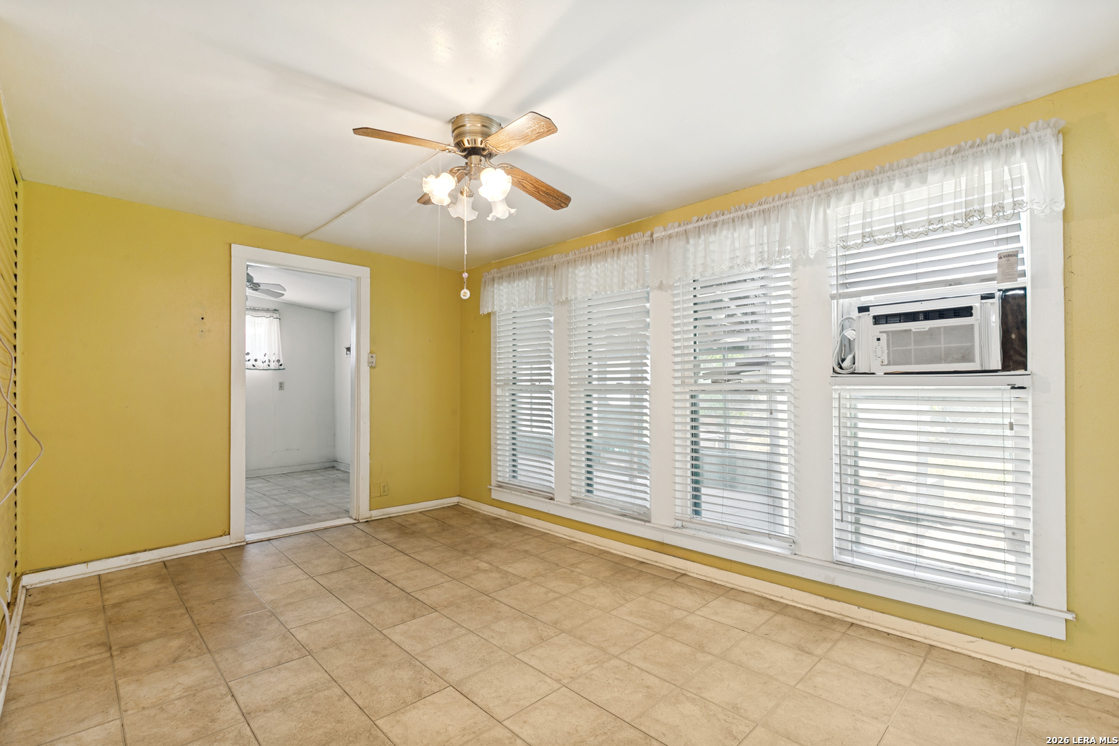 230 W High San Antonio TX 78210