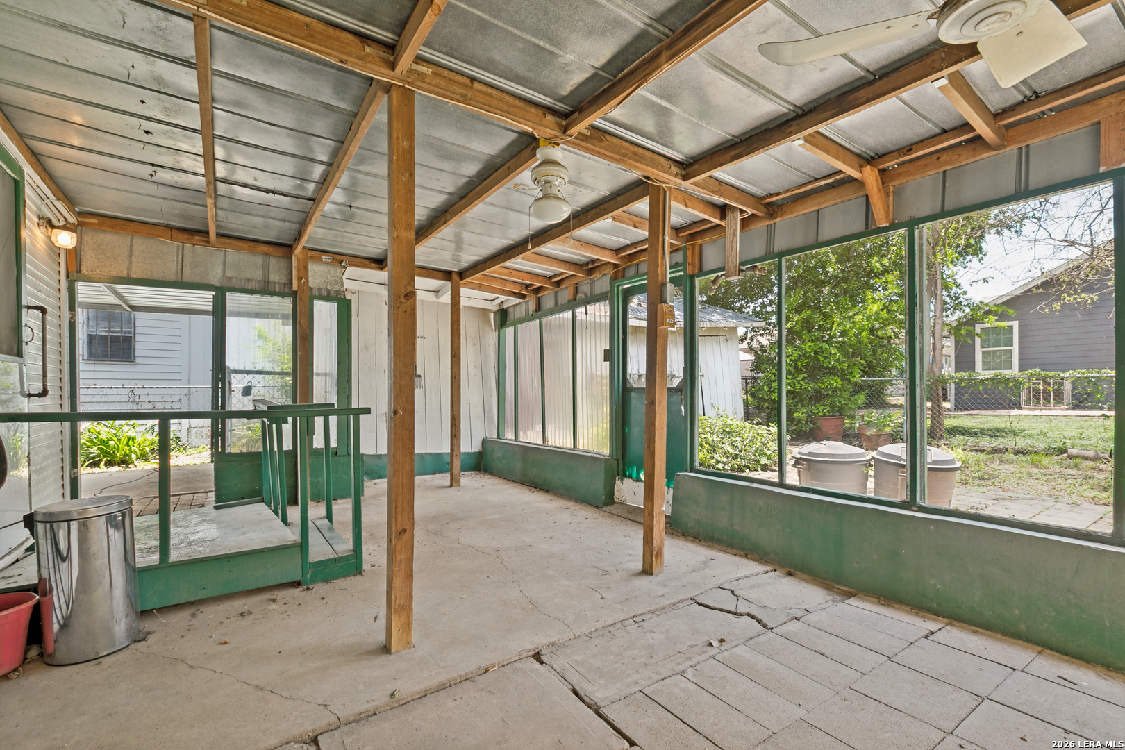 230 W High San Antonio TX 78210
