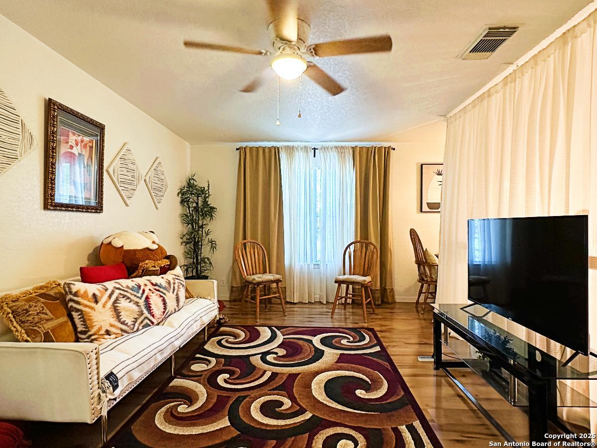 10007 Tiger Bay San Antonio TX 78251