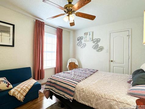 10007 Tiger Bay San Antonio TX 78251
