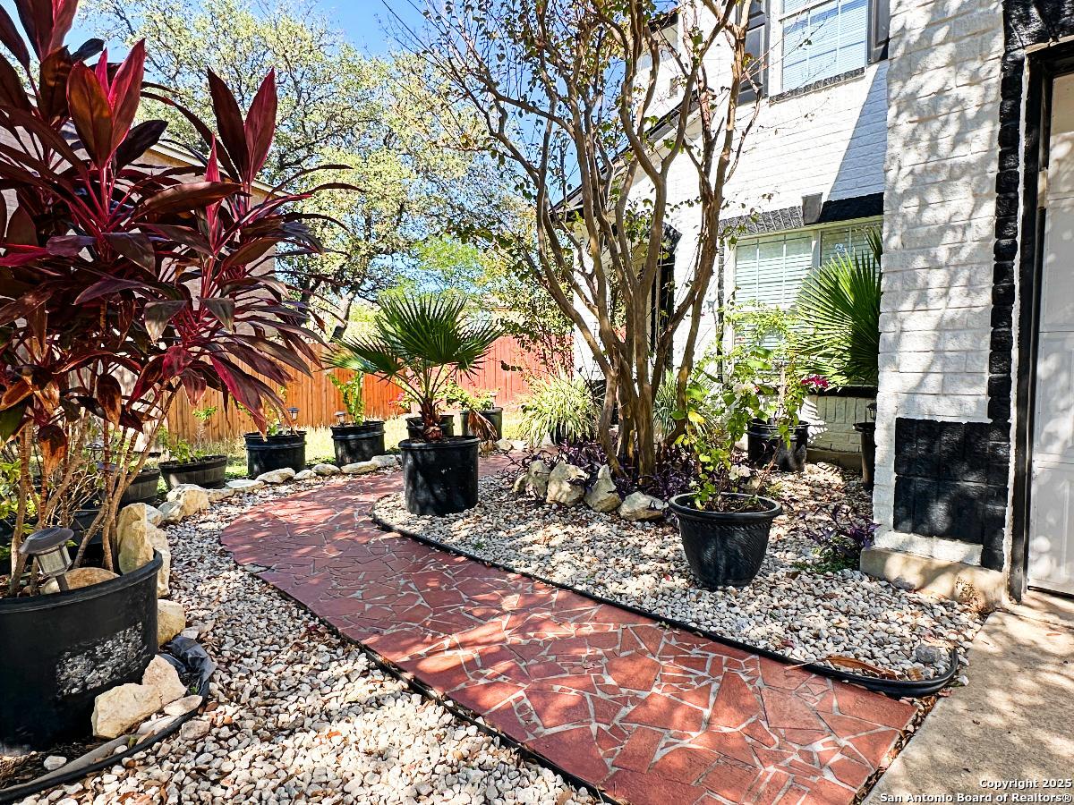 10007 Tiger Bay San Antonio TX 78251