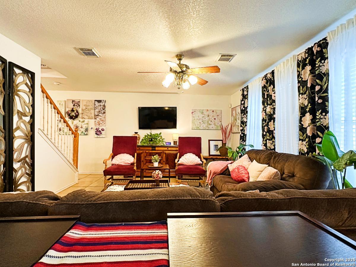 10007 Tiger Bay San Antonio TX 78251