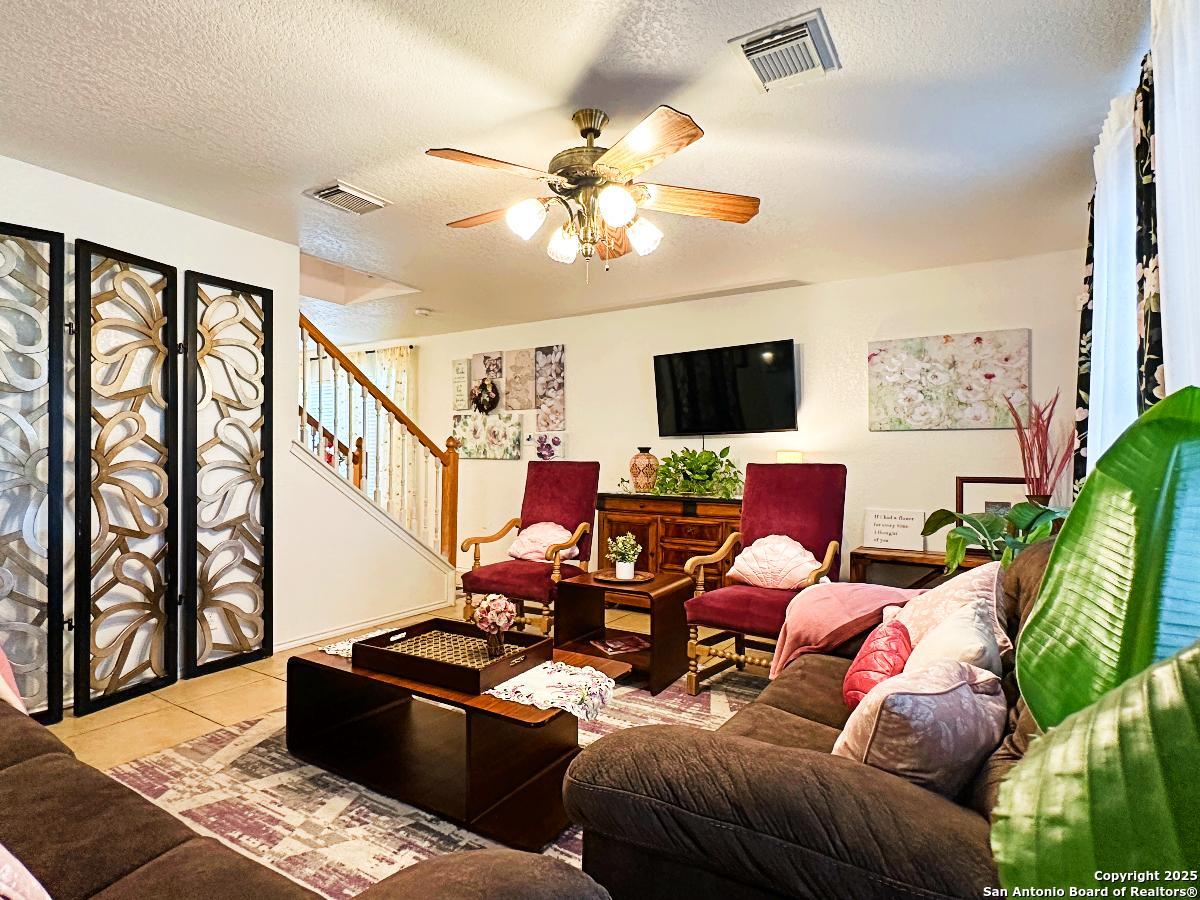 10007 Tiger Bay San Antonio TX 78251