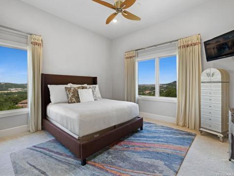 11 Davenport Lane San Antonio TX 78257