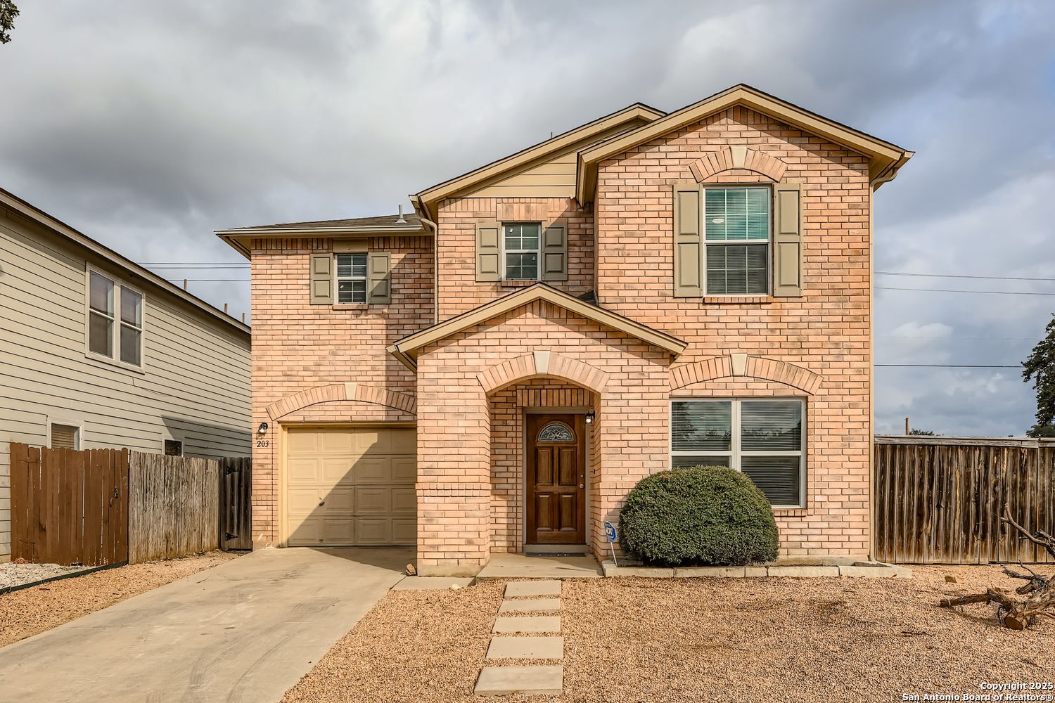 203 Adelaide Oaks San Antonio TX 78249