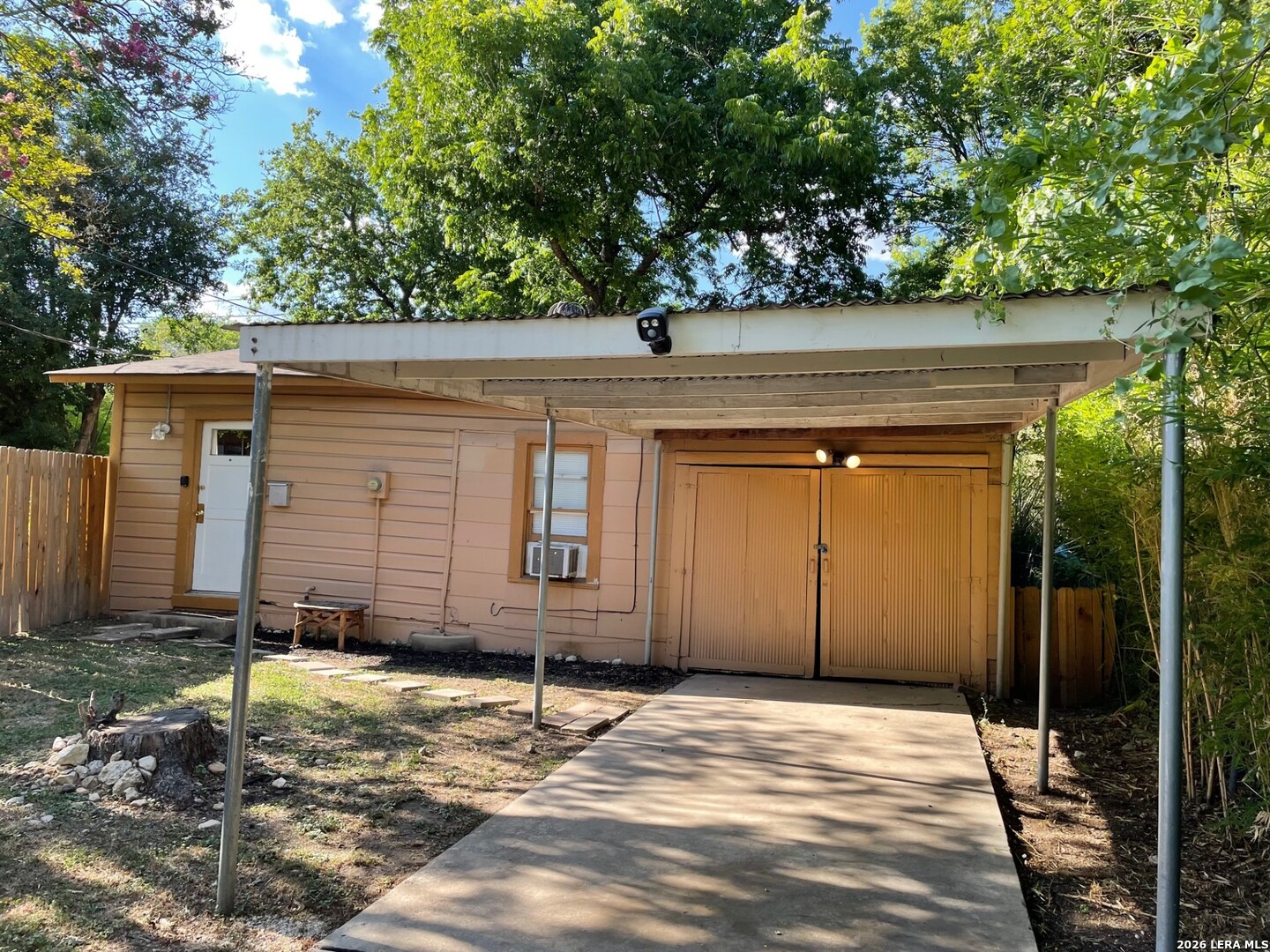 1023 W French Place San Antonio TX 78212
