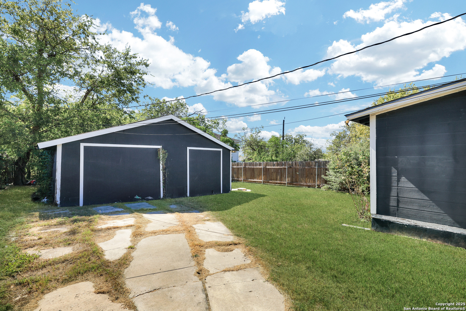 1112 Fresno San Antonio TX 78201