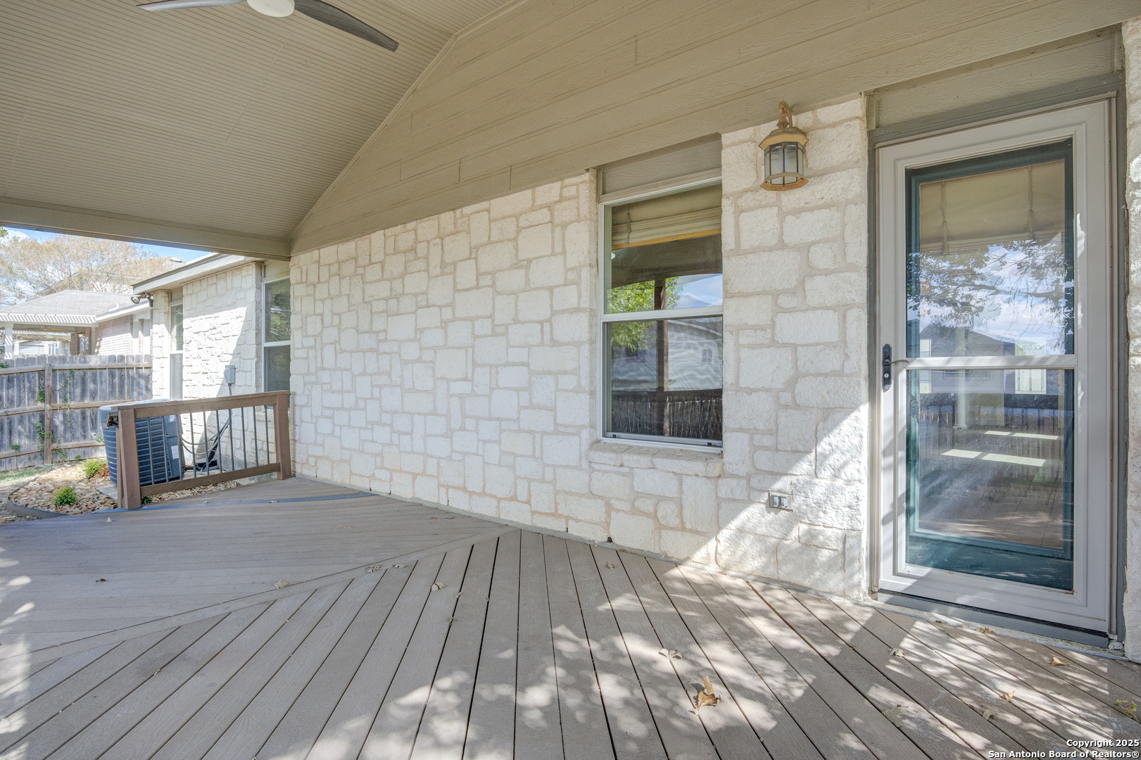 145 Stream Crossing Cibolo TX 78108