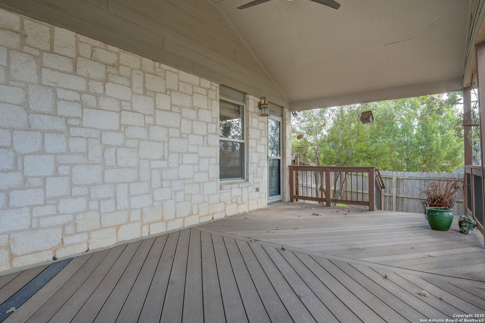 145 Stream Crossing Cibolo TX 78108