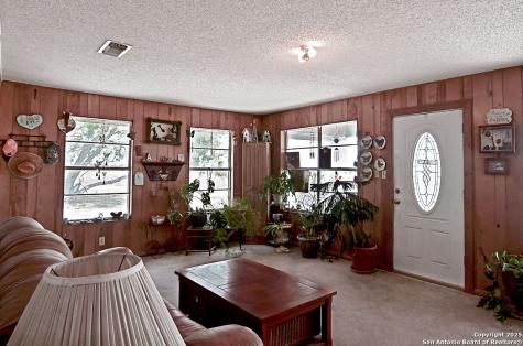 6604 County Road 136 Pawnee TX 78145