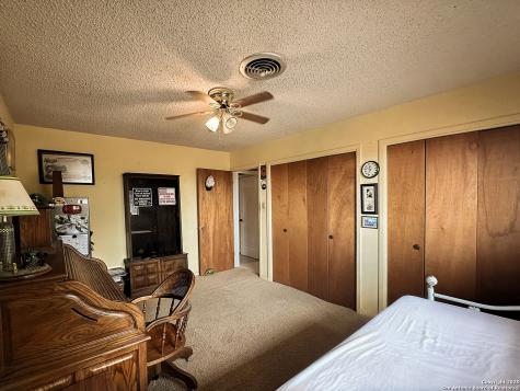 6604 County Road 136 Pawnee TX 78145