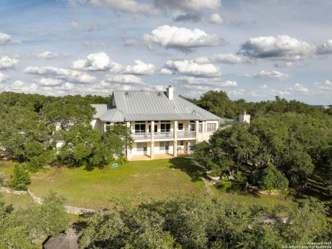7424 Secretariat Lane Boerne TX 78015