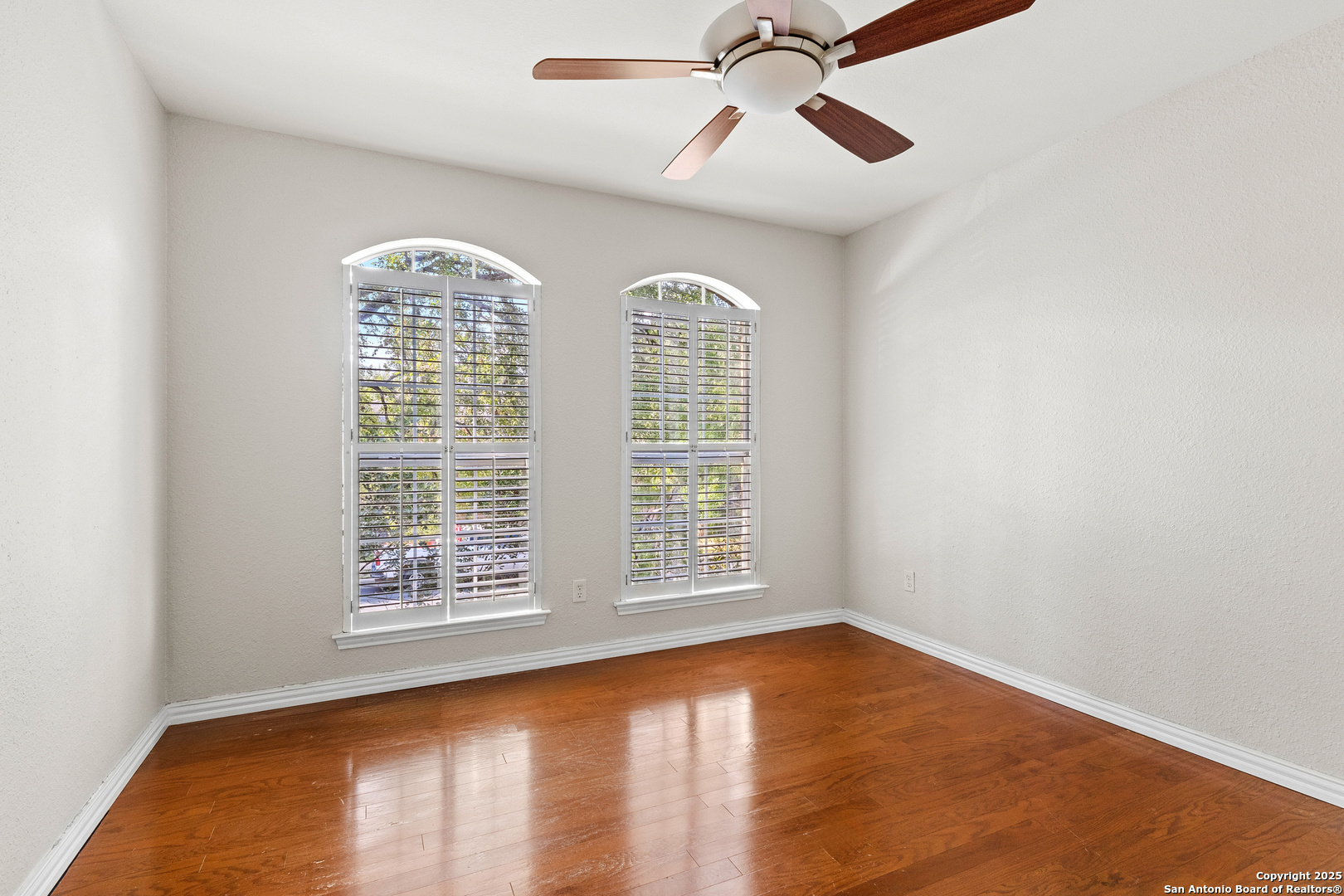 2410 Mill Creek San Antonio TX 78231