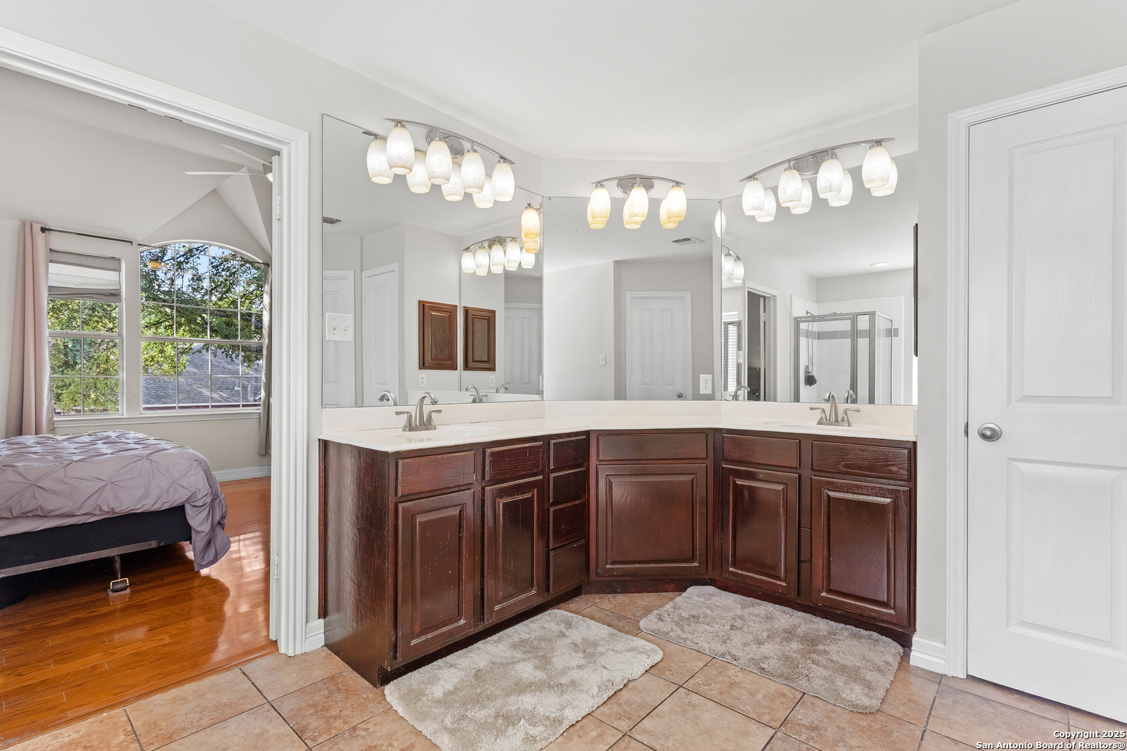 2410 Mill Creek San Antonio TX 78231
