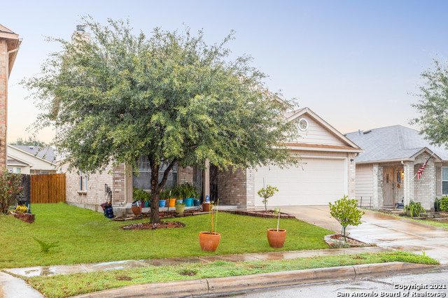 9522 Fisherman Port Converse TX 78109