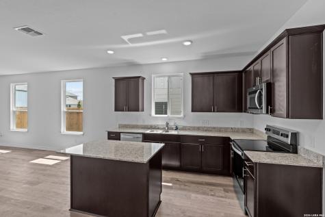 5164 Bay Breeze San Antonio TX 78245